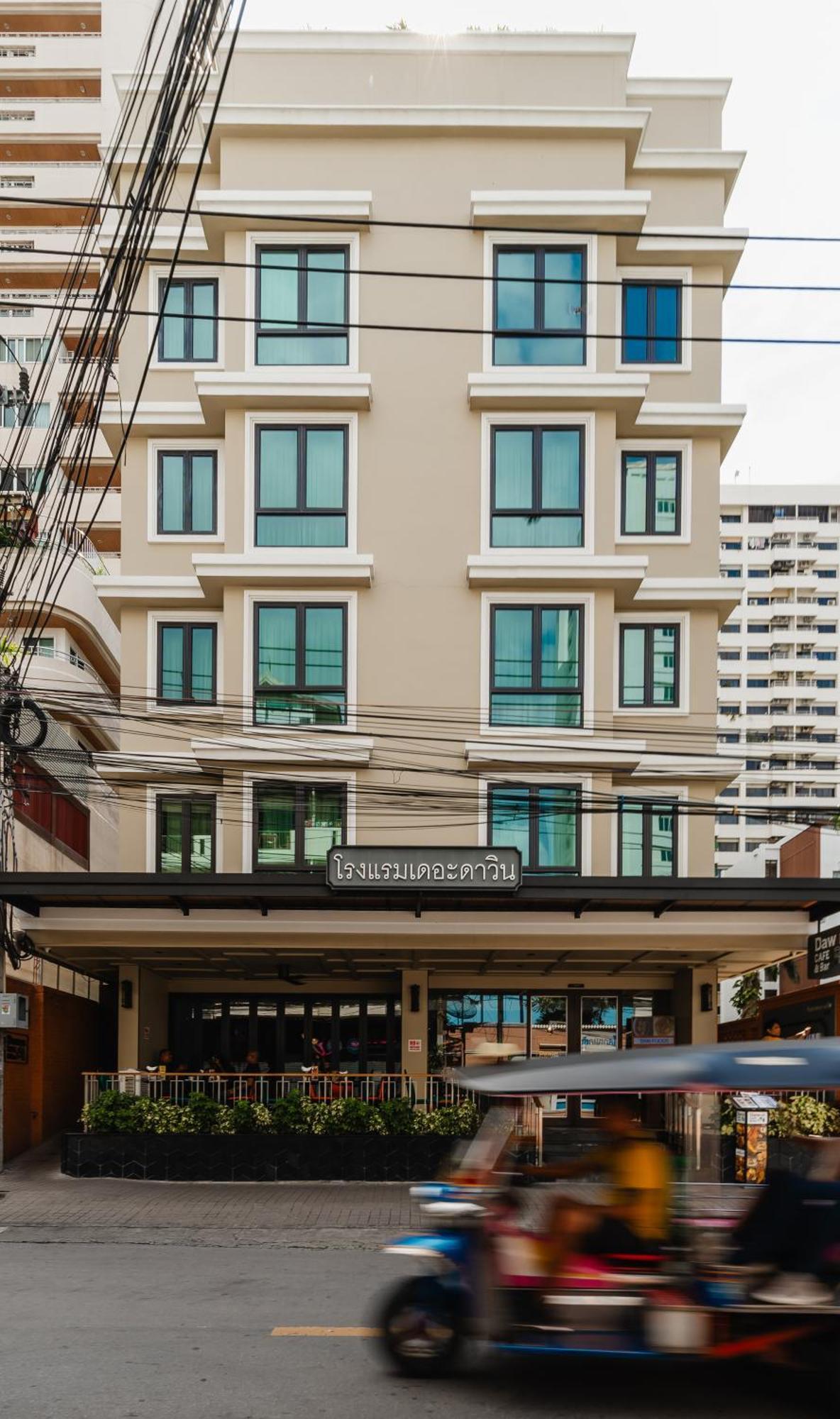 The Dawin Hotel Bangkok Exterior photo