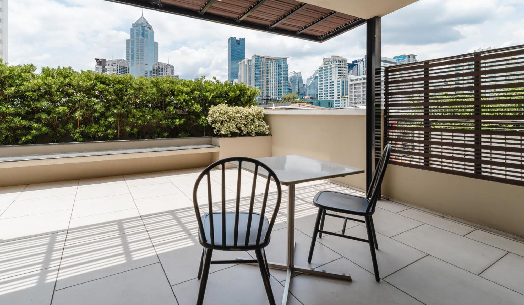 The Dawin Hotel Bangkok Exterior photo