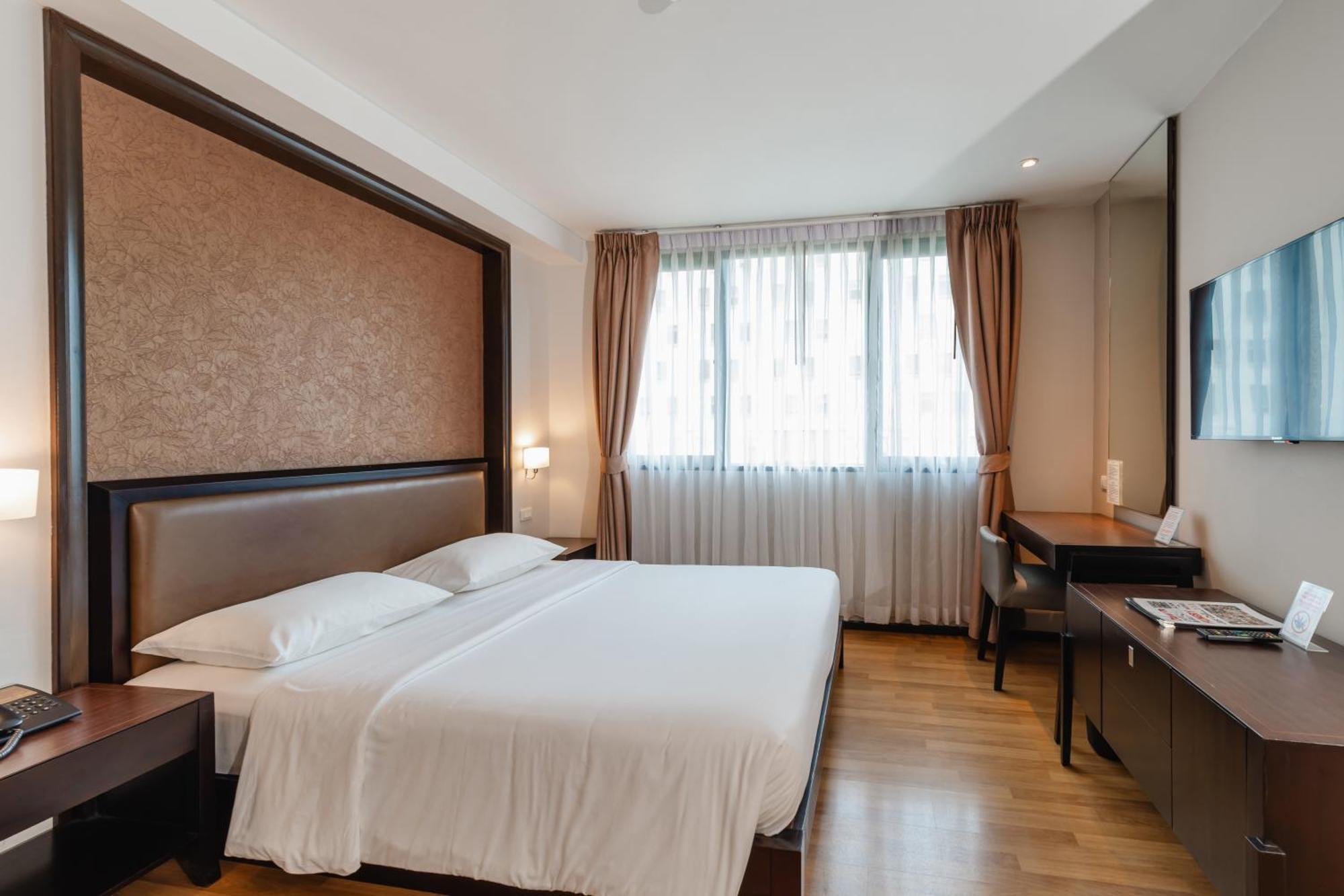 The Dawin Hotel Bangkok Exterior photo